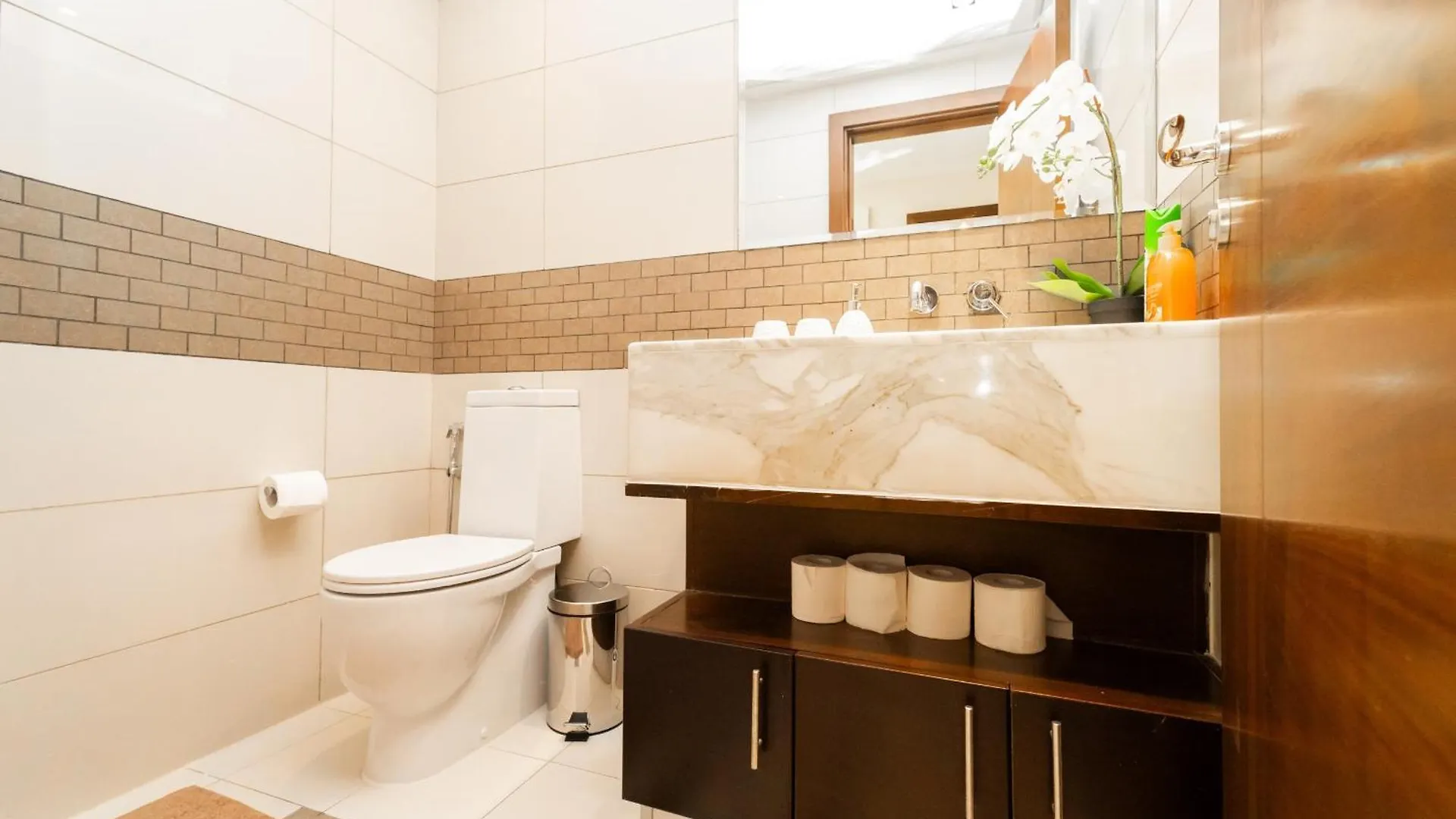 Chic 1Br Marina View Retreat Apartment Dubai