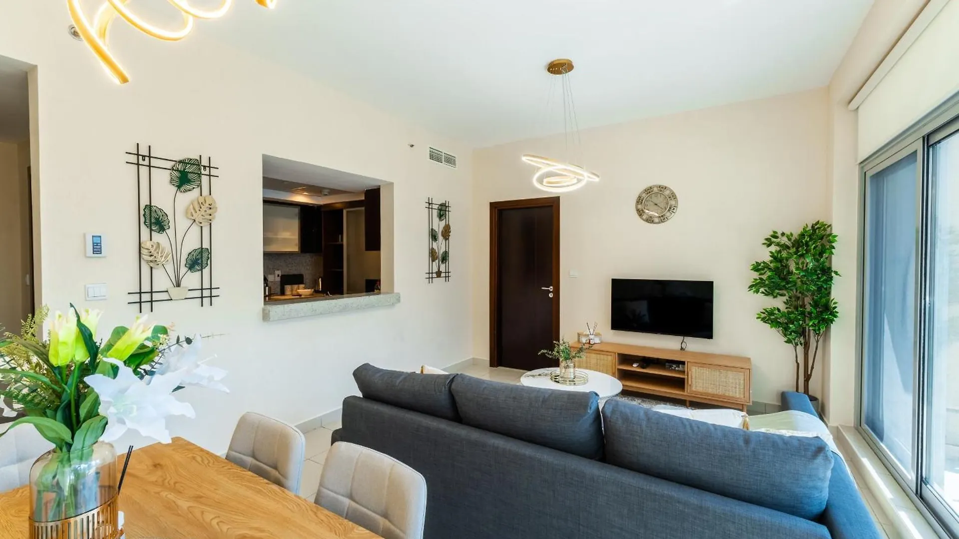 Chic 1Br Marina View Retreat 0*, Dubai