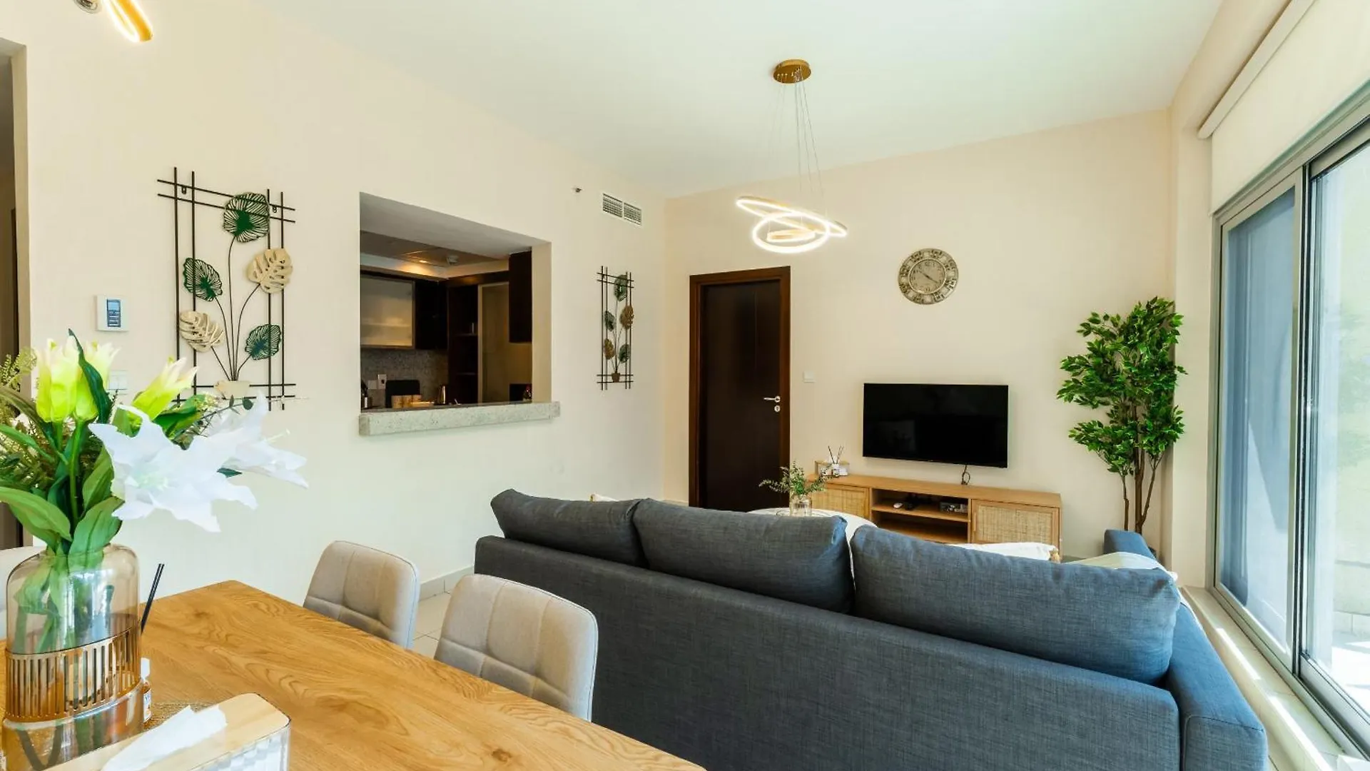 Apartment Chic 1Br Marina View Retreat United Arab Emirates