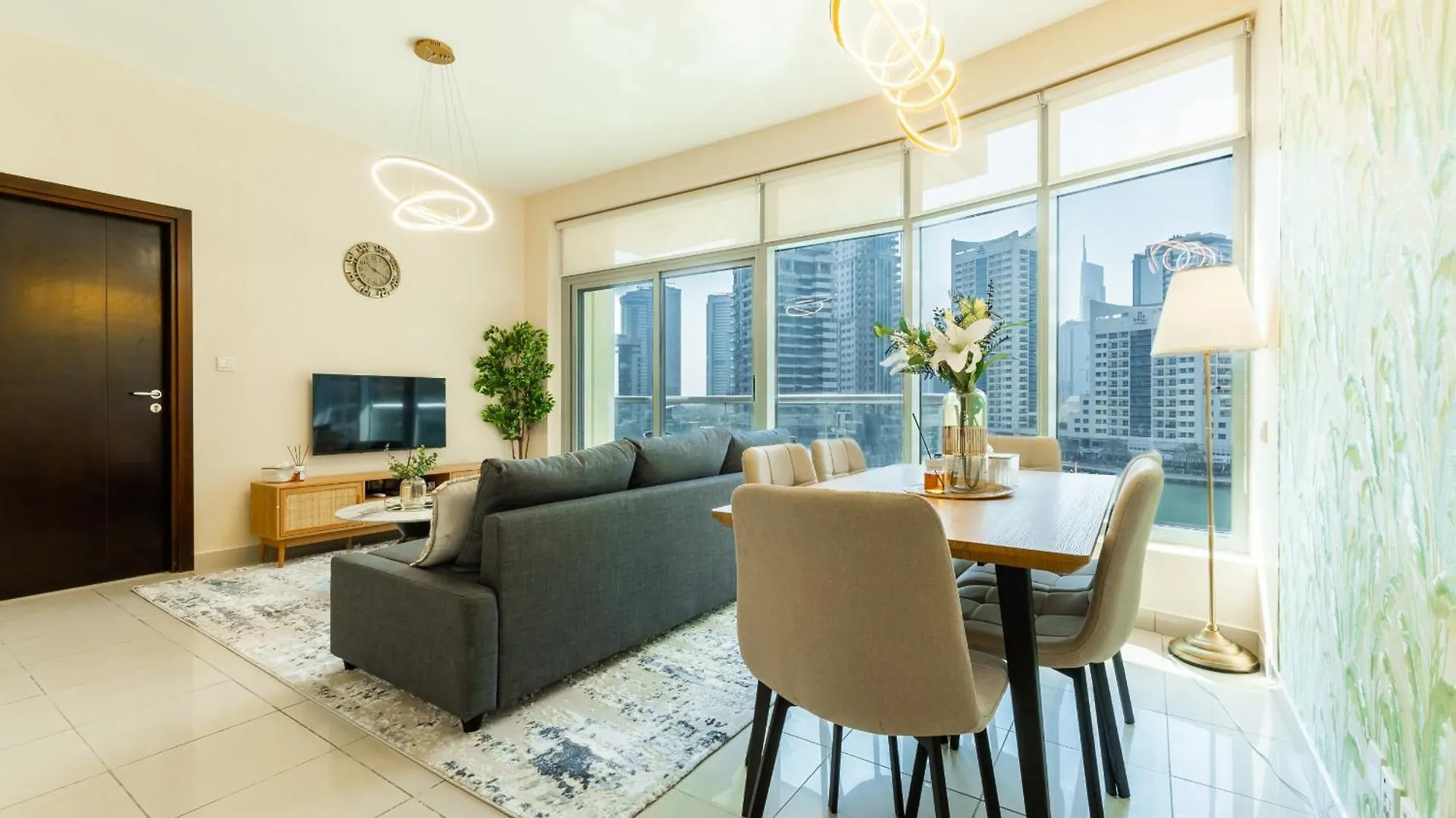 Chic 1Br Marina View Retreat 0*, Dubai